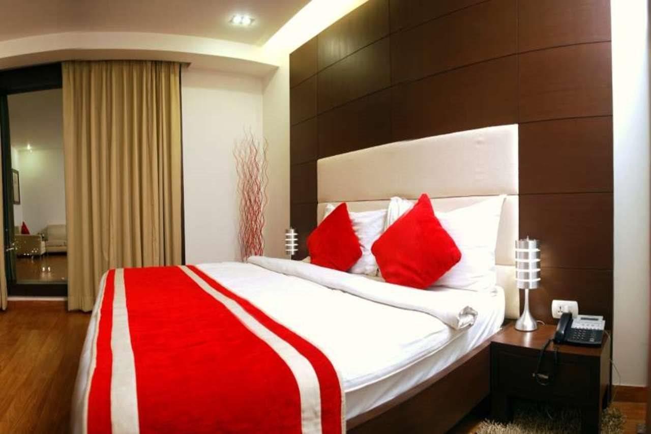 Hotel La Suite New Delhi Exteriör bild