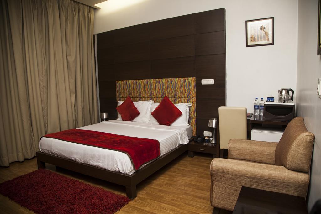 Hotel La Suite New Delhi Exteriör bild